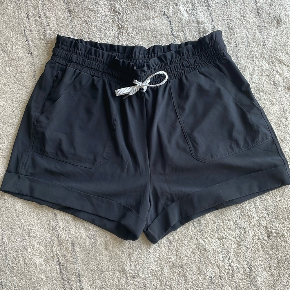 Zella shorts